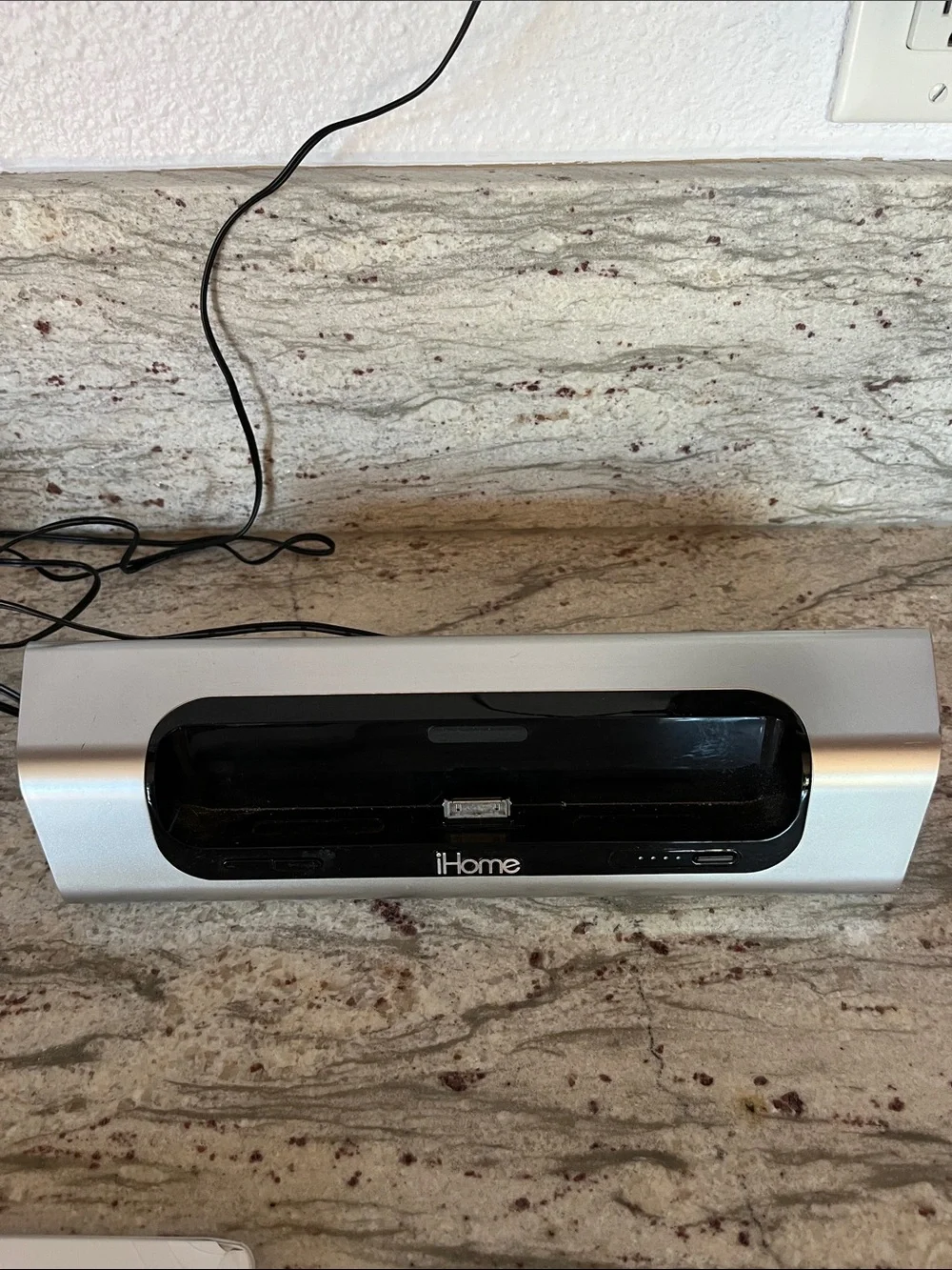 iHome Silver Charging Dock with White Tablet